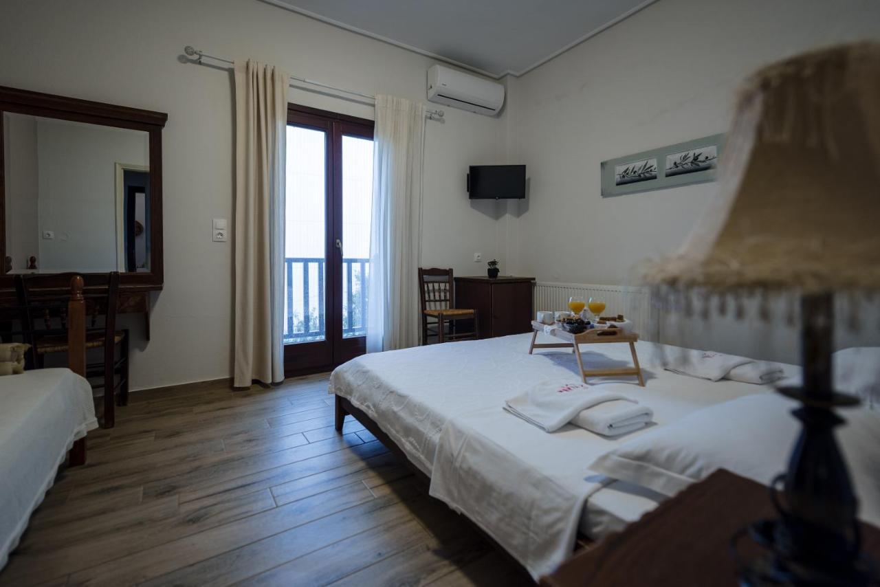Stilvi Hotel Tsagkarada Eksteriør billede