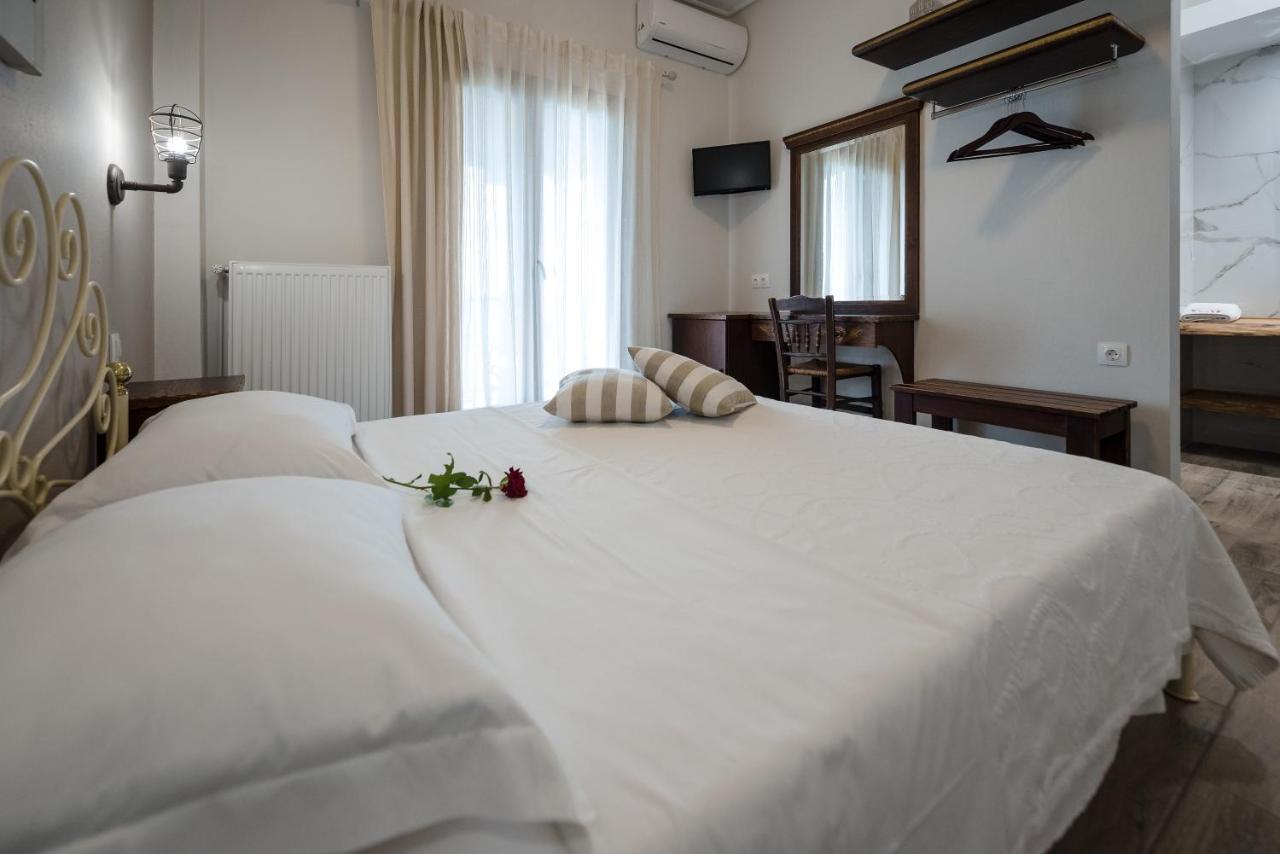 Stilvi Hotel Tsagkarada Eksteriør billede